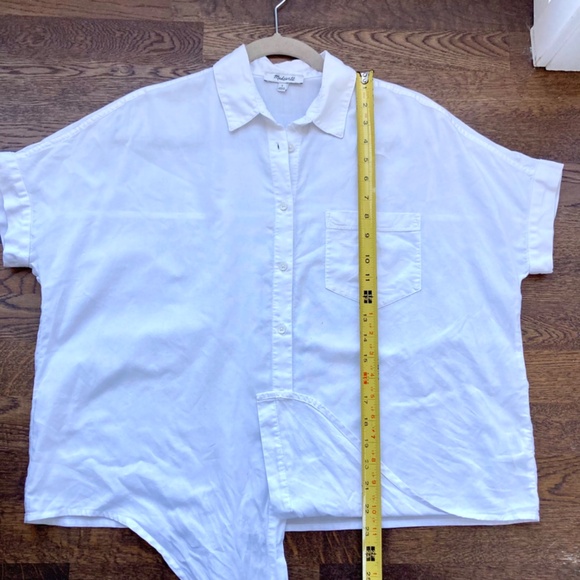 Madewell short sleeve tie front button down shirt in white - Picture 13 of 14